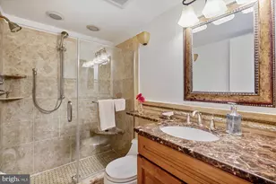 563 Florida Ave, Herndon, VA 20170 - Photo 23