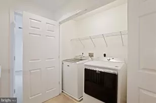 3335 Beechcliff Dr, Alexandria, VA 22306 - Photo 53