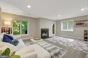 11110 Lakespray Way, Reston, VA 20191 - Photo 43