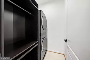 12180 Abington Hall Pl, Reston, VA 20190 - Photo 19