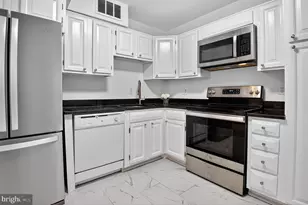 1800 Old Meadow Rd, McLean, VA 22102 - Photo 9