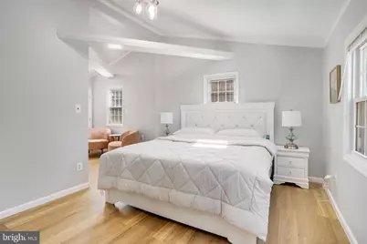 6908 Barrett, Falls Church, VA 22042 - Photo 7