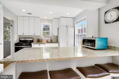 6908 Barrett, Falls Church, VA 22042 - Photo 15