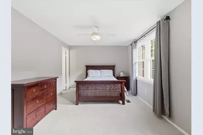 5811 High Bluff Court, Burke, VA 22015 - Photo 17