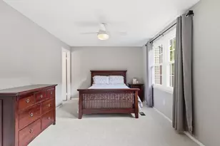 5811 High Bluff Ct, Burke, VA 22015 - Photo 17