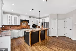 2503 Easie St, Oakton, VA 22124 - Photo 21