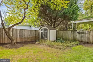 2503 Easie St, Oakton, VA 22124 - Photo 75