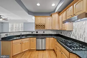 7141 Mason Grove Ct, Alexandria, VA 22306 - Photo 17