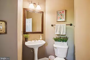 3852 Elmwood Towne Way, Alexandria, VA 22303 - Photo 5