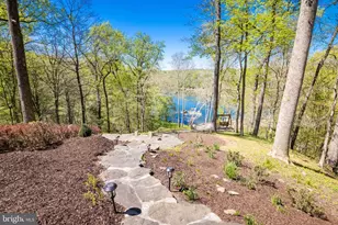 658 Live Oak Dr, McLean, VA 22101 - Photo 55