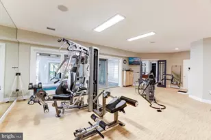 658 Live Oak Dr, McLean, VA 22101 - Photo 45