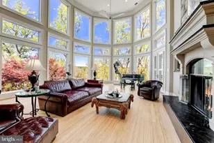 658 Live Oak Dr, McLean, VA 22101 - Photo 17