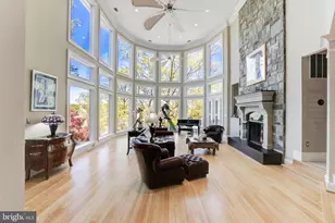 658 Live Oak Dr, McLean, VA 22101 - Photo 17