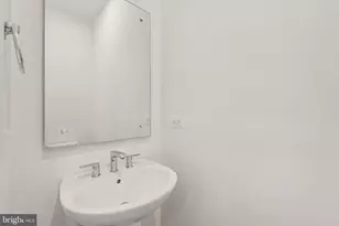 11225 Beaker St, Reston, VA 20190 - Photo 9