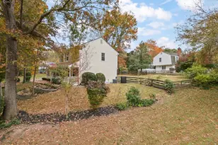 12133 Queens Brigade Dr, Fairfax, VA 22030 - Photo 37