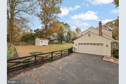 12133 Queens Brigade Drive, Fairfax, VA 22030 - Photo 7