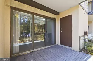 11647 Stoneview Square, Reston, VA 20191 - Photo 23