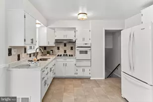 6824 Constance Dr, Springfield, VA 22150 - Photo 19