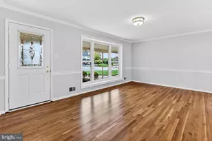 6824 Constance Dr, Springfield, VA 22150 - Photo 15