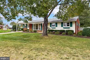 6824 Constance Dr, Springfield, VA 22150 - Photo 11