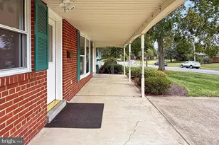 6824 Constance Dr, Springfield, VA 22150 - Photo 13