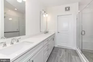 2960 Vaden Dr, Fairfax, VA 22031 - Photo 25