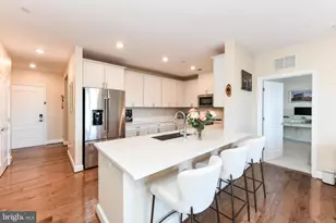 2960 Vaden Dr, Fairfax, VA 22031 - Photo 7