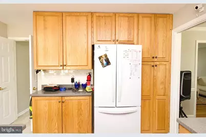 10206 Carol Street, Great Falls, VA 22066 - Photo 9