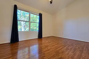 7901 Old Carriage Trail, Alexandria, VA 22315 - Photo 9