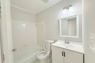 8219 Doctor Craik Ct, Alexandria, VA 22306 - Photo 23