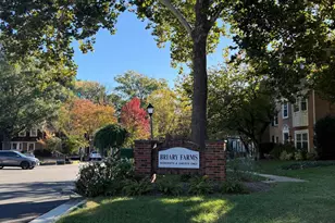 8219 Doctor Craik Ct, Alexandria, VA 22306 - Photo 31