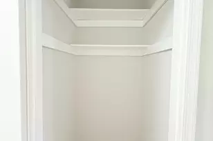 8219 Doctor Craik Ct, Alexandria, VA 22306 - Photo 11