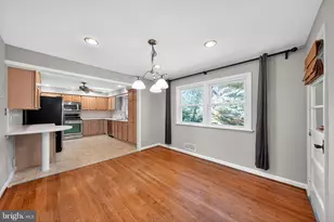 5929 Merritt Pl, Falls Church, VA 22041 - Photo 3