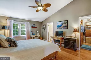 7714 Shootingstar Dr, Springfield, VA 22152 - Photo 25