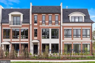 7043 Liberty Ln, McLean, VA 22101 - Photo 3