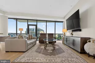 7887 Jones Branch Dr, McLean, VA 22102 - Photo 5