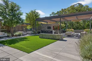 7887 Jones Branch Dr, McLean, VA 22102 - Photo 59