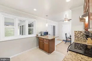 7810 Kalorama Rd, Annandale, VA 22003 - Photo 17