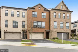 12307 W Oaks Dr, Fairfax, VA 22030 - Photo 1