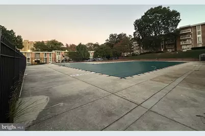 2626 Fort Farnsworth Road #200 (2B), Alexandria, VA 22303 - Photo 23