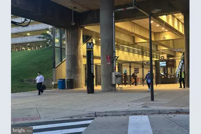 2626 Fort Farnsworth Road #200 (2B), Alexandria, VA 22303 - Photo 11