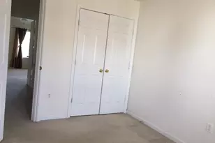 2503 Clover Field Cir, Herndon, VA 20171 - Photo 5