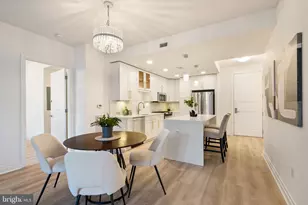 8220 Crestwood Heights Dr, McLean, VA 22102 - Photo 9