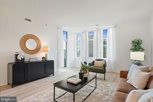 8220 Crestwood Heights Dr, McLean, VA 22102 - Photo 7