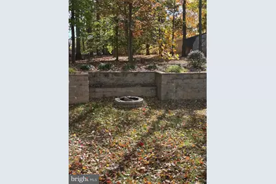 7826 Glenister Drive, Springfield, VA 22152 - Photo 11