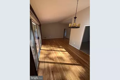 7826 Glenister Drive, Springfield, VA 22152 - Photo 7