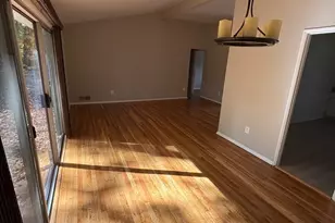 7826 Glenister Dr, Springfield, VA 22152 - Photo 7