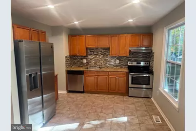 8587 Tyrolean Way, Springfield, VA 22153 - Photo 3