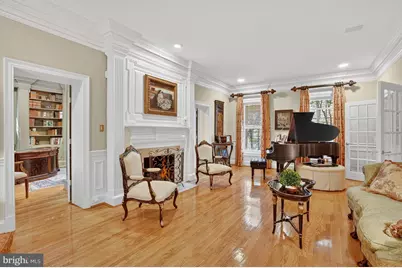 921 Towlston Road, McLean, VA 22102 - Photo 5