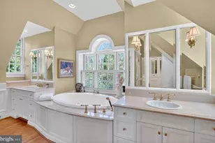 921 Towlston Rd, McLean, VA 22102 - Photo 23